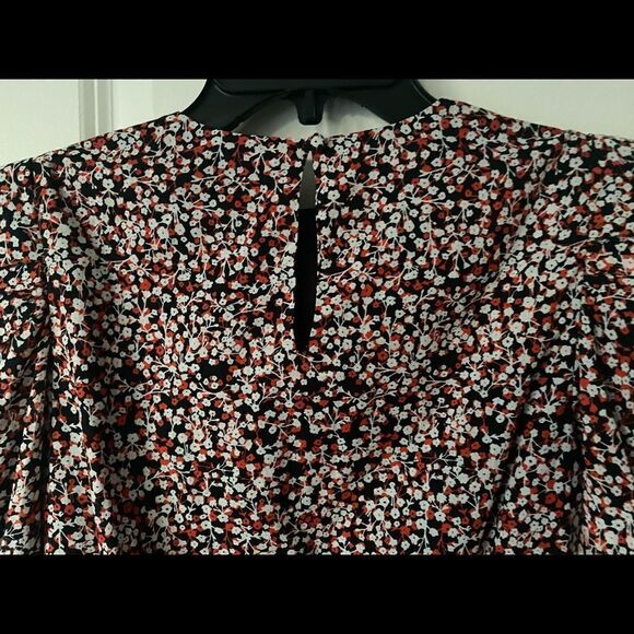 TABBY Floral Smocked Puffed Long Sleeve Dress - Picture 13 of 14